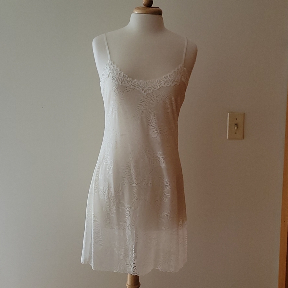 Natori chemise